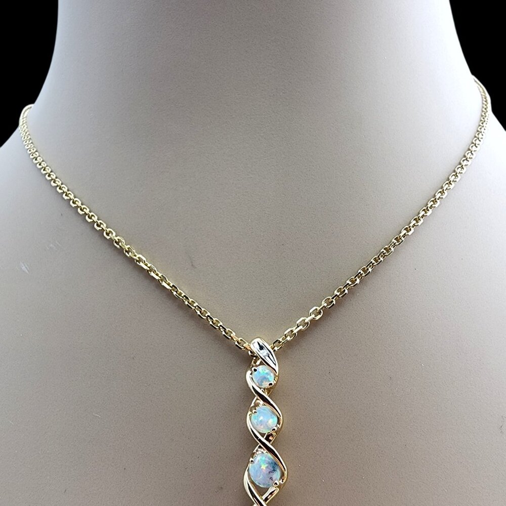 10 Karat Yellow Gold Twisted Opal Pendant #24036 - Picture 6 of 9